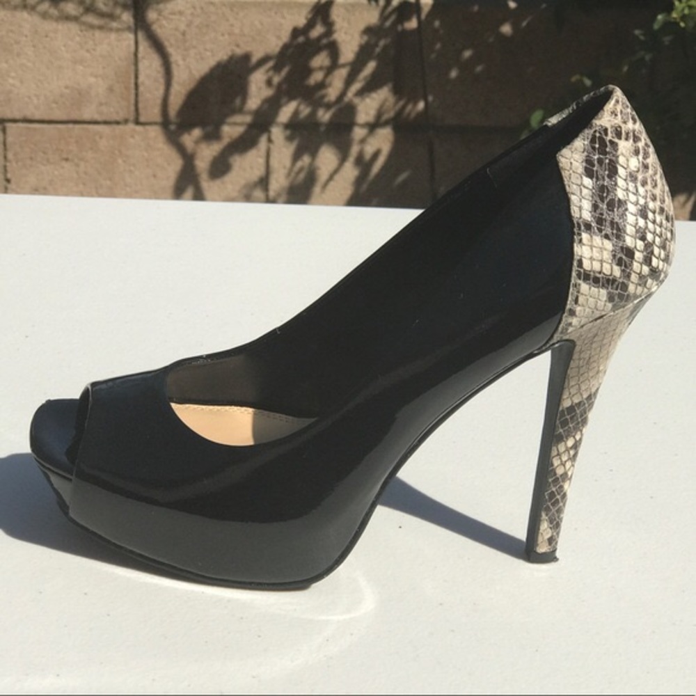 Jessica Simpson Black/Snake Print Open Toe Pumps